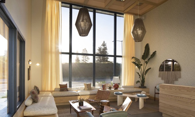 Santa Rosa Hotel | The Sandman Santa Rosa Sonoma, an Ascend Collection Hotel