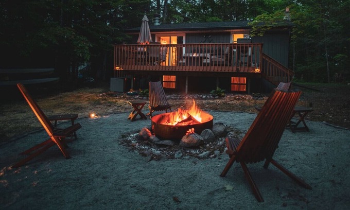 Mountain Cabin | The Sasquatch Shores Lake Front Cabin