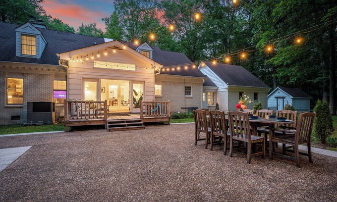 Sewanee House | The Sewanee House: Serene Oasis 5 minutes from Campus