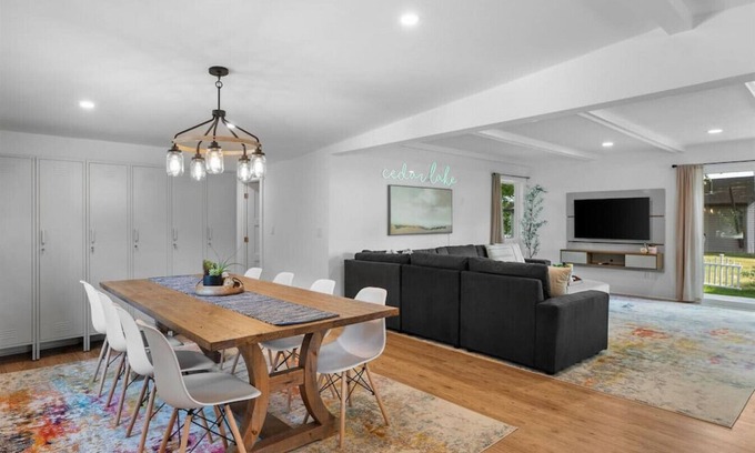 Kiel House | The Shores of Cedar Lake