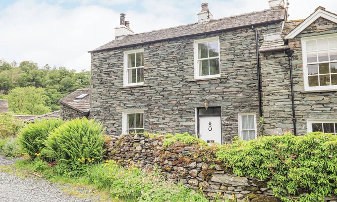 Borrowdale Cottage | THE SMITHY, family friendly, with open fire in Keswick