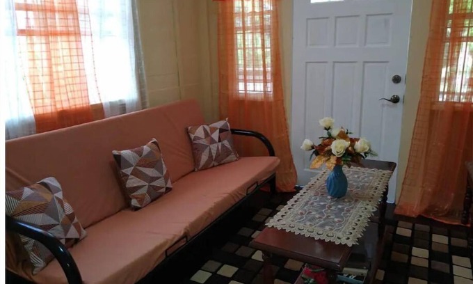 St. Patrick House | The Snug Little Nest 1 Bedroom