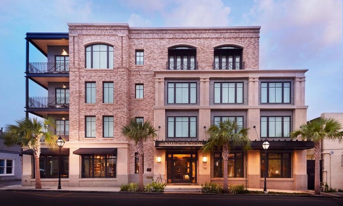 French Quarter Hotel | The Spectator Hotel