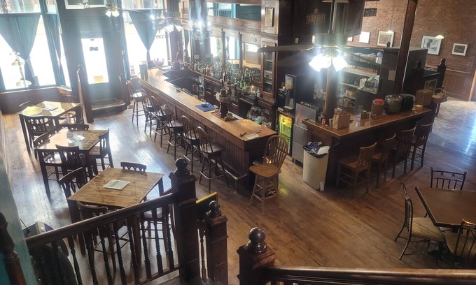 Deadwood Hotel | The Stampmill Victorian Suites