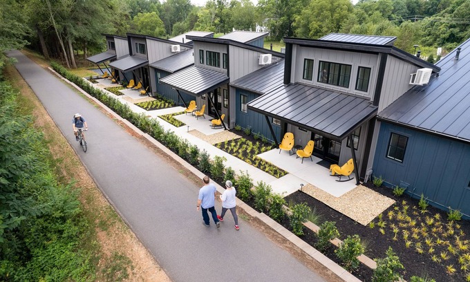 Greenville - Spartanburg Apartment | The Station by Compo Hotels