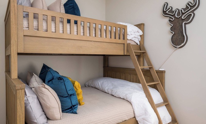 Highlands Condo | The Summit Stay | 4BR Sun Valley Condo w/Pools & Amenities