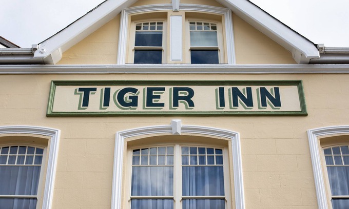 Merthyr Tydfil Hotel | The Tiger Inn