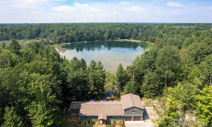 Interlochen House | The Timber Shore @ Interlochen | Private Lakefront | Hot Tub | Game Room | 12 Forested Acres