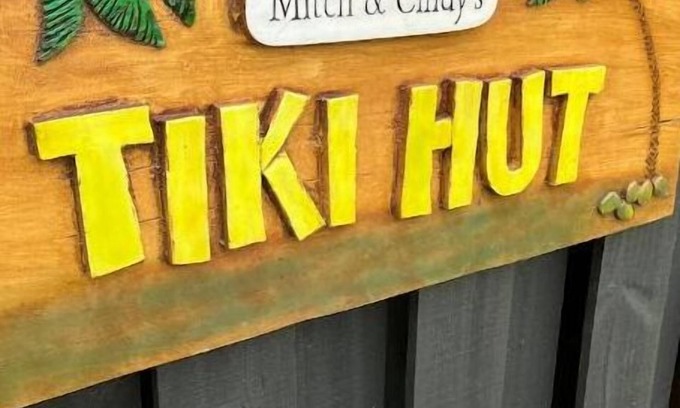 Springfield House | The Tiny tiki Hut