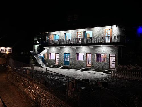 Almora House | The Van Allen Stays