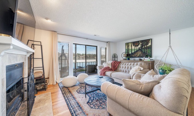 Rockwell Apartment | The Vandiver on Lake Hamilton