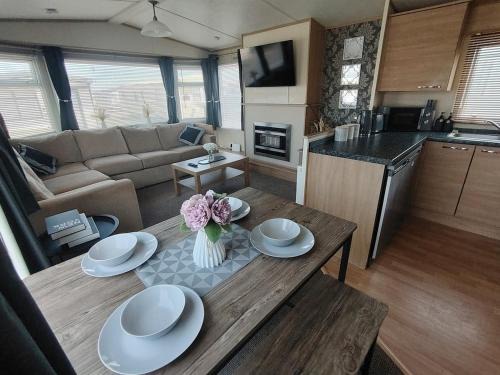 Leysdown-on-Sea Apartment | The Victory Vermont