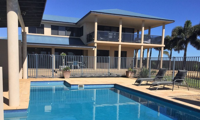 Kalbarri House | The View Kalbarri - Uninterrupted 180° Ocean Views