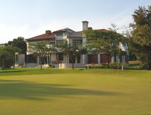 Hartbeespoort Villa | The Villa Luxe Hartbeespoort Golf and Wildlife Estate