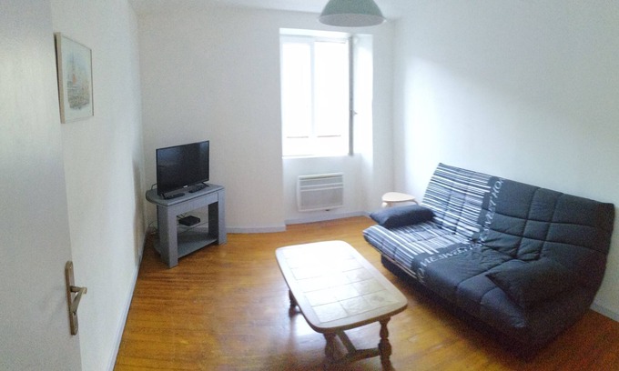 Ferrieres-Saint-Mary House | THE VIOLET