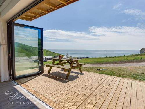 Eype House | The Wave