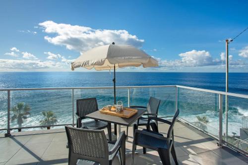 Jardim do Mar Apartment | The Wave House - Two Bedroom Flat