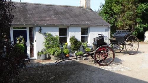 Dungannon House | The Weaver's Cottage