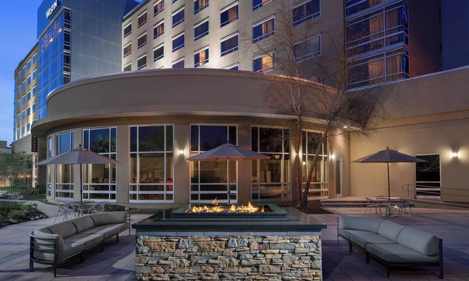 Linthicum Heights Hotel | The Westin Baltimore Washington Airport - BWI