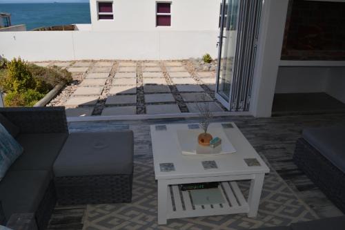 Shelley Point House | The Whale Tale Villa