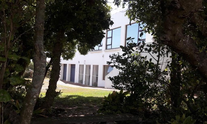 Oyster Bay Apartment | The Whitehouse at Oysterbay with dream views