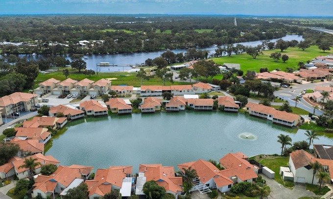 South Yunderup House | The Whitehouse - South Yunderup