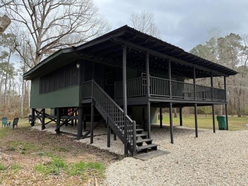 Fluker Villa | The Woods Camp on the River