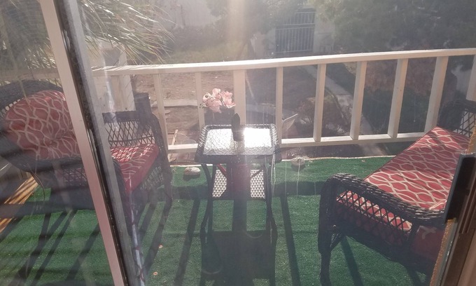 North Las Vegas House | The Yellow Penthouse