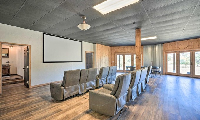 Valley Springs House | Theater and Scenic Views Valley Springs Cabin!