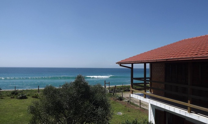 Florianopolis Apartment | Thinking about staying by the sea? Full Moon Address.