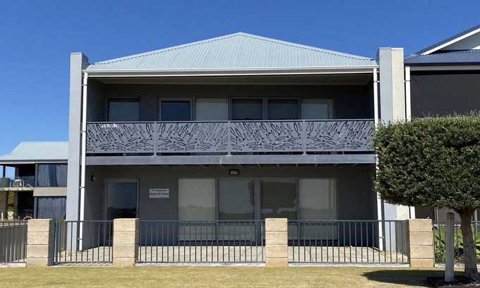 Jurien Bay Villa | This is a beach front townhouse