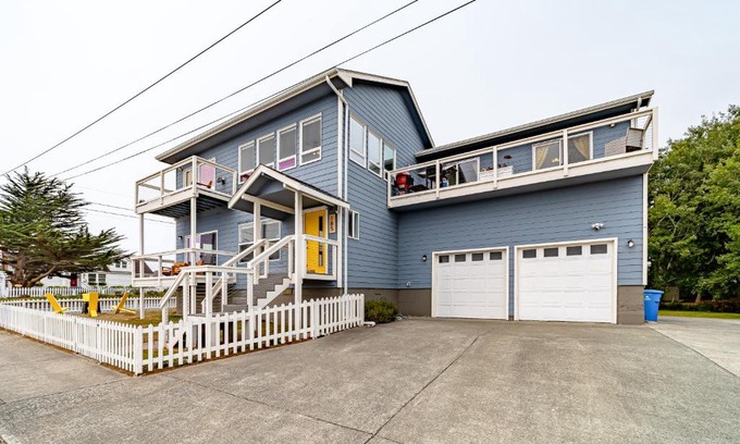 Crescent City House | This Is It