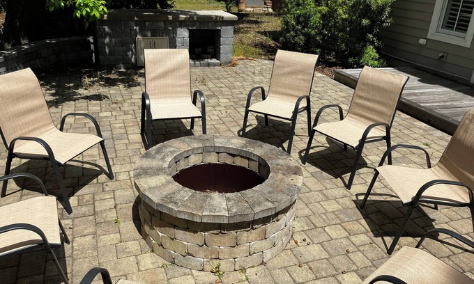 Port Royal House | This lovely home is just half mile from the gates of Paris Island