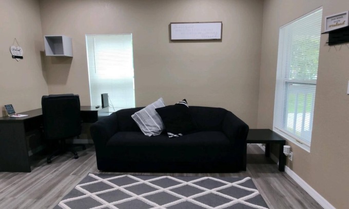 Arcadia Historic District House | This unique 3 bedroom , 1 bath home rental nearby downtown Arcadia, FL.