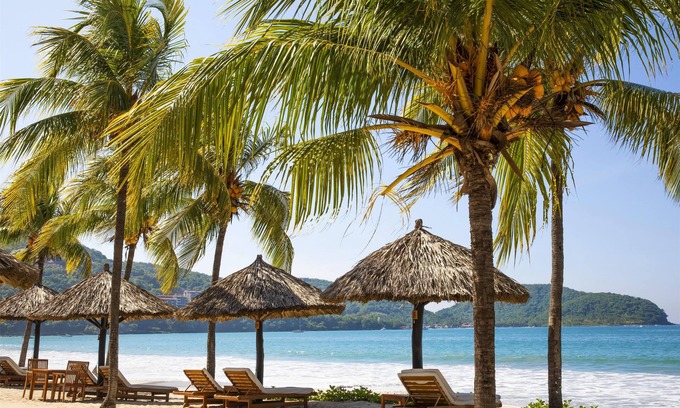 Ixtapa - Zihuatanejo Resort | Thompson Zihuatanejo, A Beach Resort, by Hyatt