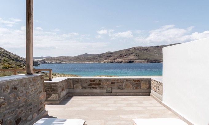 Ganema Apartment | Three BD Grande Maisonette with Sea View by Ammoa Feelgood Boutique Houses