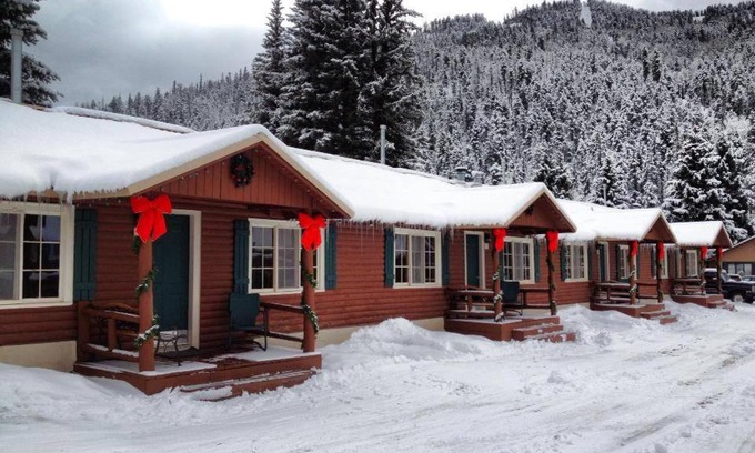 Red River Hotel | Three Bears Lodge