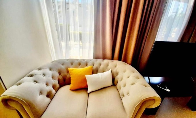 Constanta Apartment | Three-Bedroom Apartment - Vila Milunannn