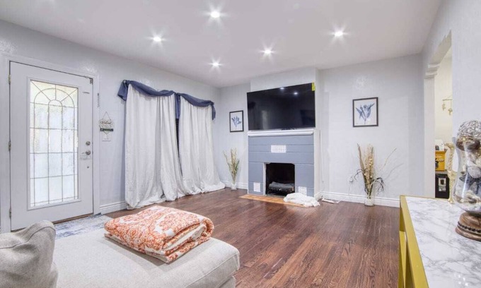 Miami Springs House | Three bedrooms two bath close to Miami International airport.