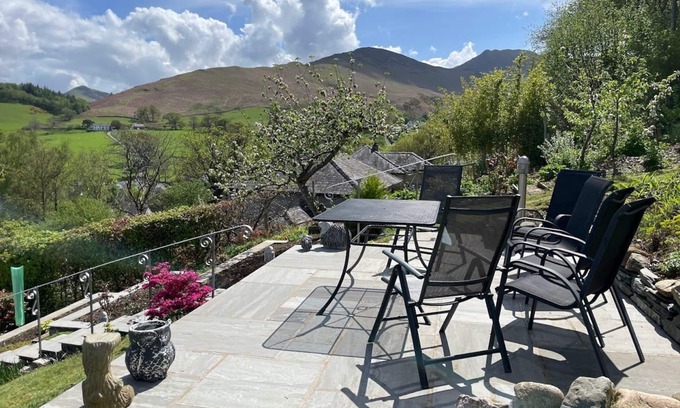 Braithwaite Cottage | Three Peaks - a bungalow that sleeps 6 guests in 3 bedrooms