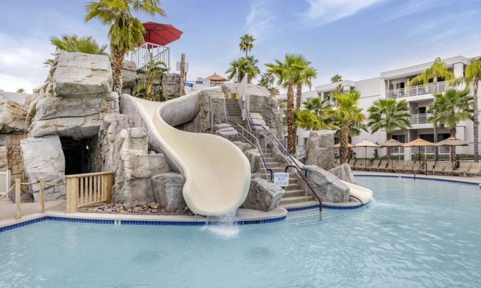 Canyon Corridor Resort | Three Spacious 2BR Suite w/ Balcony | Kitchen + Living Area | 2 Swimming Pools