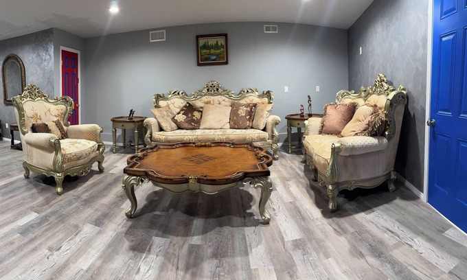 Frazier Park House | Three-story home in Frazier Park