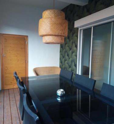 Thuir Apartment | Thuir/Appartement avec loggia privative