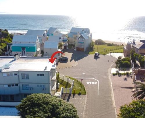 Jeffreys Bay Apartment | Tides Beach Apartment