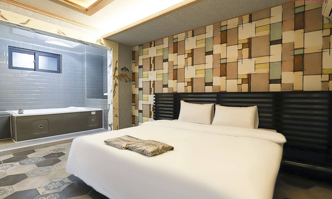 Jeungpyeong Hotel | Tiffany Self Check-in Hotel