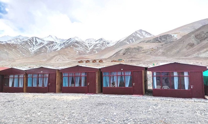 Spangmik RV Rental | TIH Pangong Delight Camps and Cottages