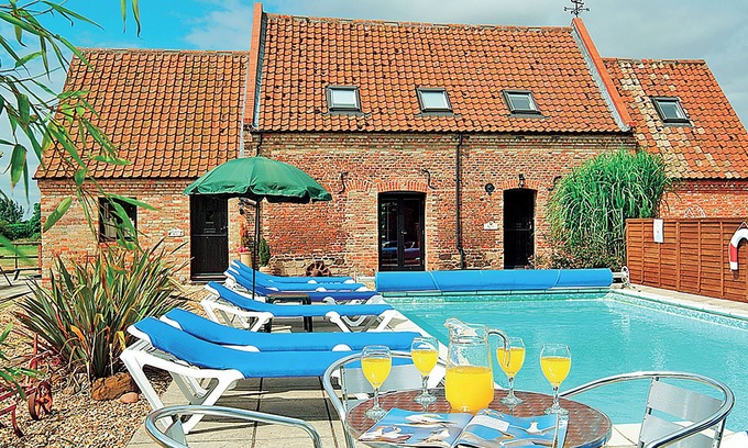 Runcton Holme Cottage | Timbers Barn - E3863