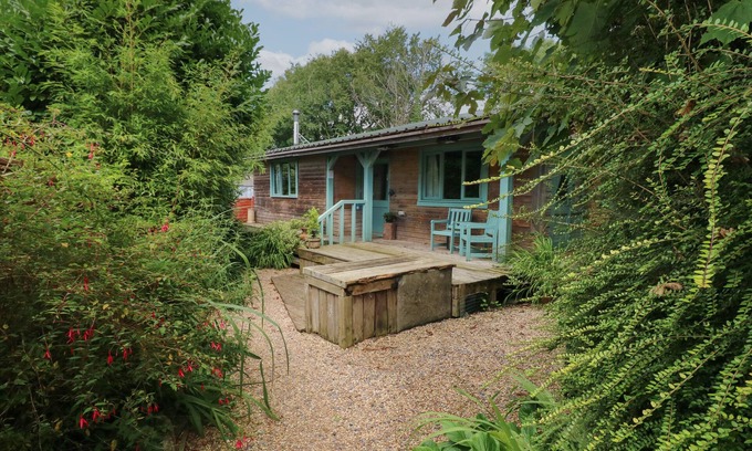 Cosheston Cottage | TIMBERTWIG LODGE, pet friendly, with open fire in Pembroke