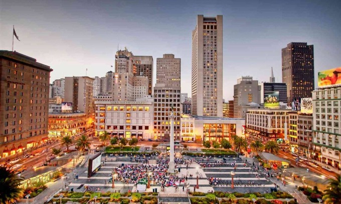 Union Square Hotel | Timeless Elegance in San Francisco's Heart! Spacious Pet-friendly Accommodation!