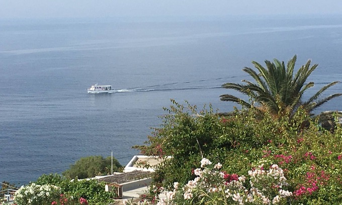 Agios Sostis Villa | Tinos Agios Sostis Beach Villa Filippos fivemin walk to the beach Pet Allowed